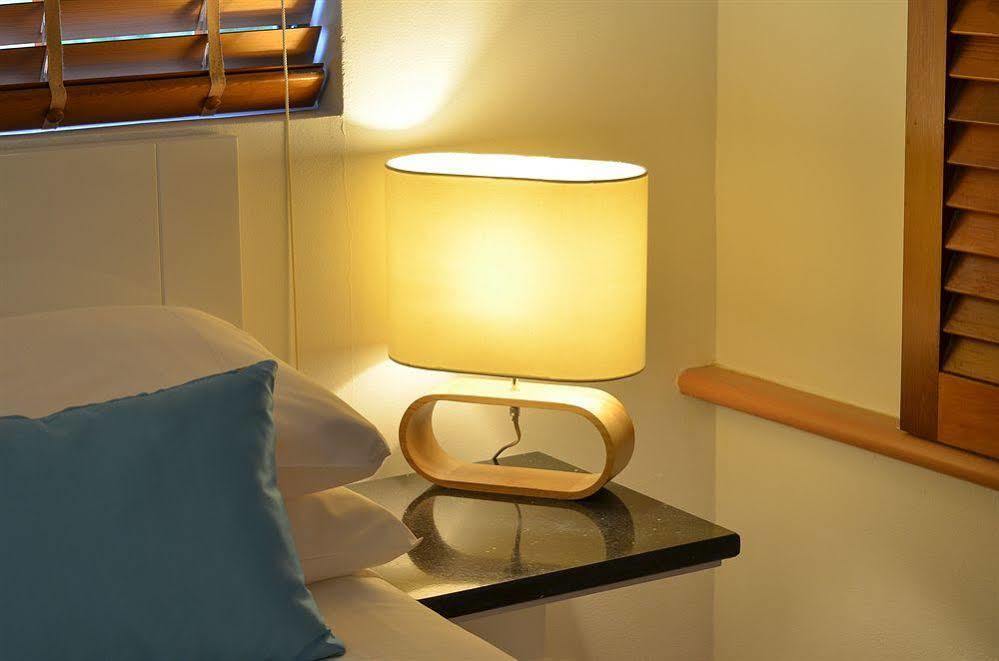 Martinique On Macrossan Aparthotel Port Douglas Kültér fotó