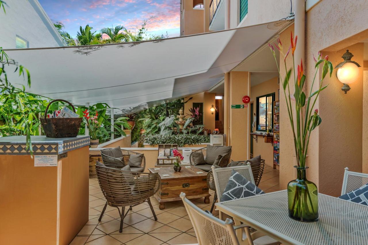 Martinique On Macrossan Aparthotel Port Douglas Kültér fotó